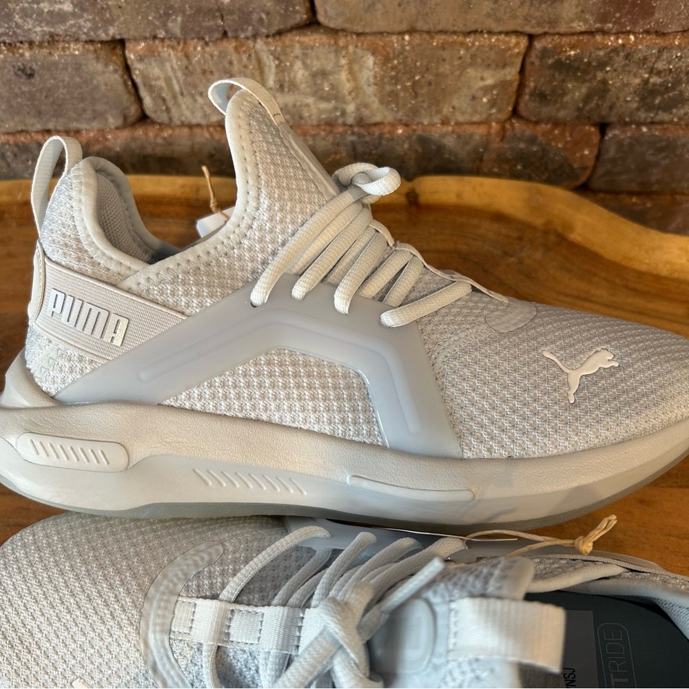 Puma women’s athletic Softride Enzo 5 shine